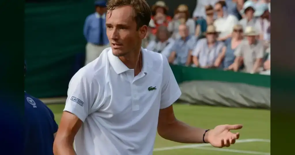 Daniil Medvedev’s First Double Bagel Loss Sparks Racket-Smashing Meltdown