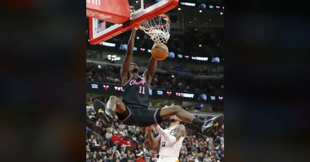 Suns' paint defense: 30 points allowed in Q1—against the Bulls.