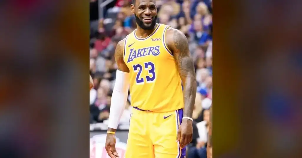 LeBron James: Warriors’ 28 Turnovers Cost Them the Game Tonight