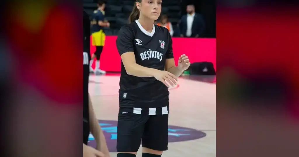Paige Bueckers Spotted with Nika Mühl, Not Azzi Fudd