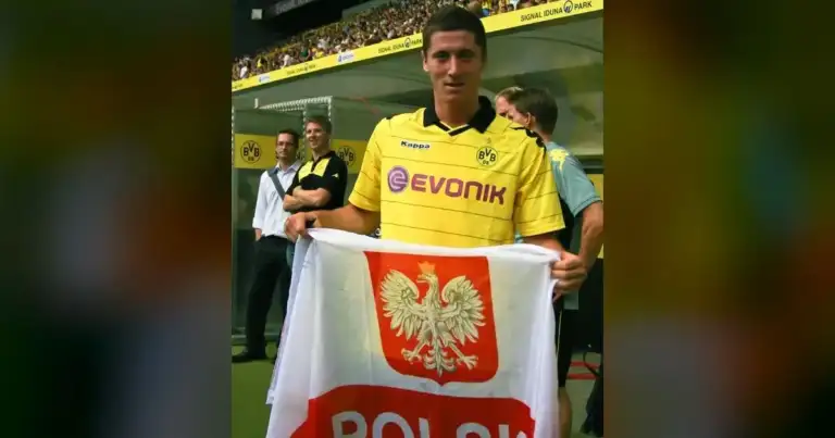Al-Nassr Offers Lewandowski €60M/Season After Barça Exit
