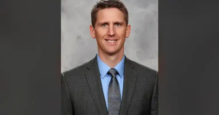 2 Cup Finals Weren't Enough: Oilers Fire Knoblauch