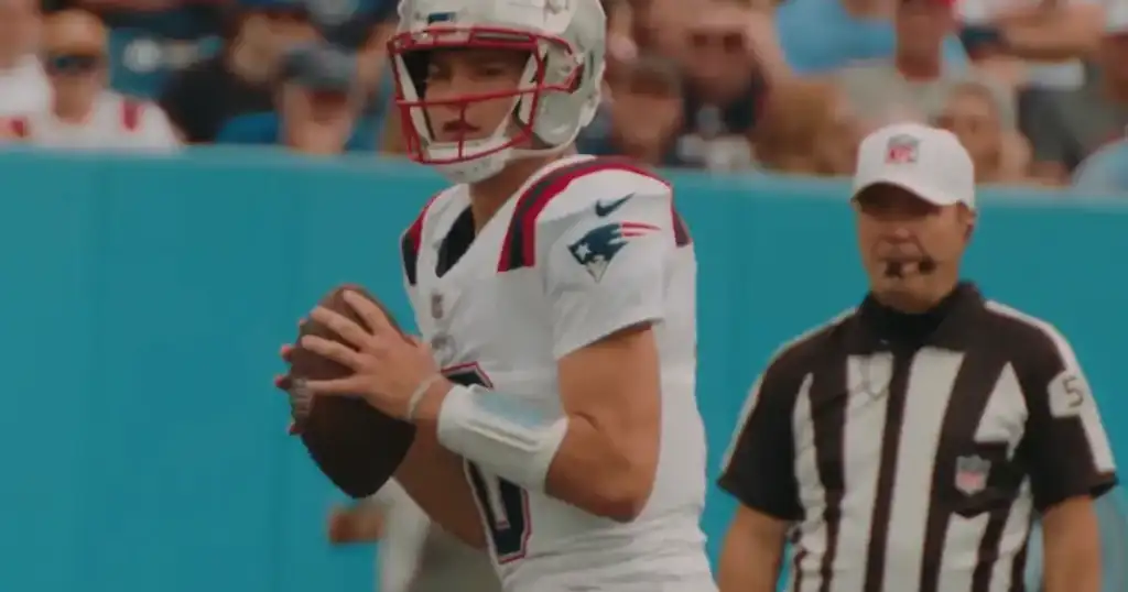 Jerod Mayo: "Maye's our guy, no question." Patriots' QB