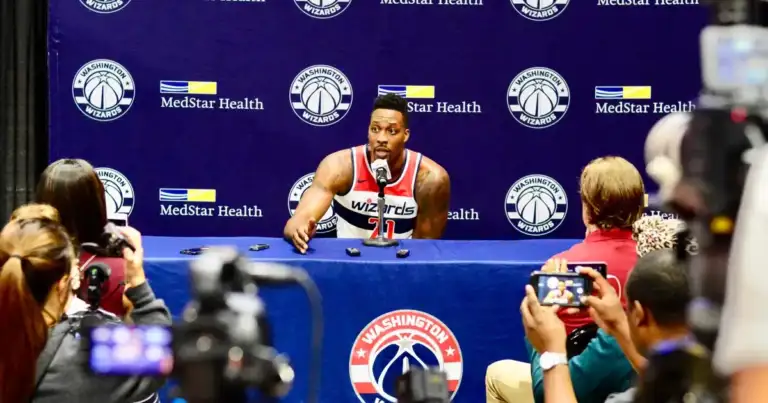 Dwight Howard accuses Te'a Cooper of marriage fraud.