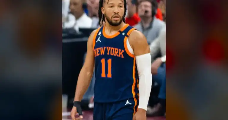 Knicks crush Spurs 94-90, now one win from title.