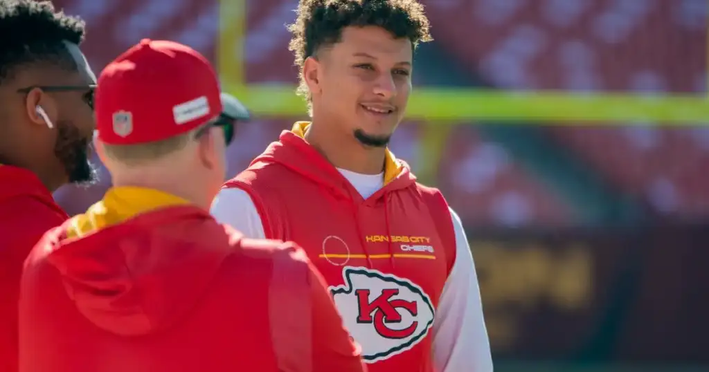 Reid: Mahomes full-go for Chiefs camp.