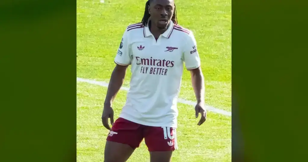 PSG Offers £65M for Eze; Man Utd's £55M Bid Rejected