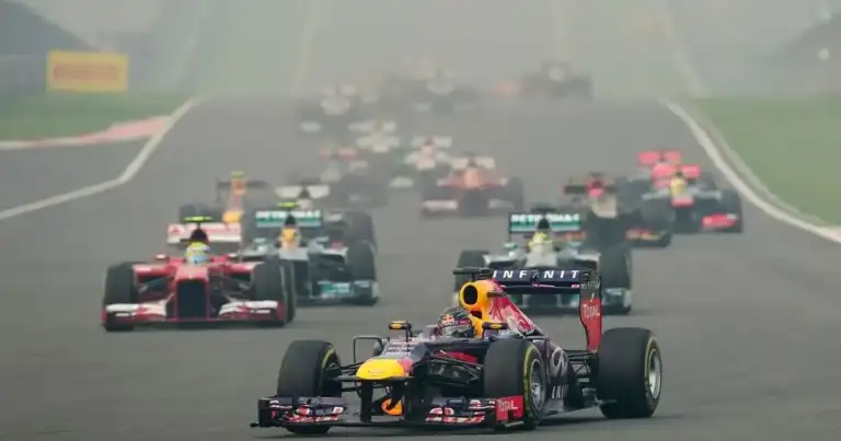 F1 Fans: 80% demand louder engines for 2031!