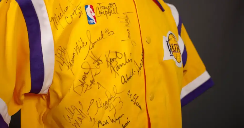 Lakers' 'Dodgerizing' is ruthless sale preparation.