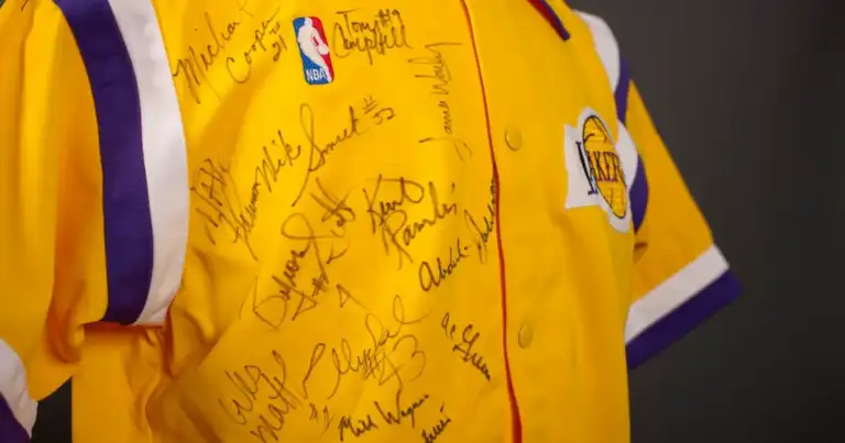Lakers' 'Dodgerizing' is ruthless sale preparation.